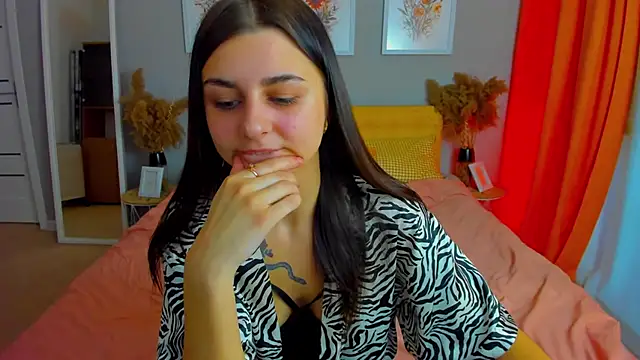 EmmaOlsen4u online show from February 25, 7:20 am