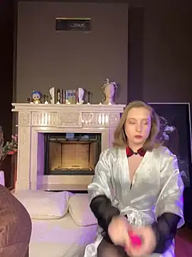 Saint Vicious online show from March 4, 12:12 pm