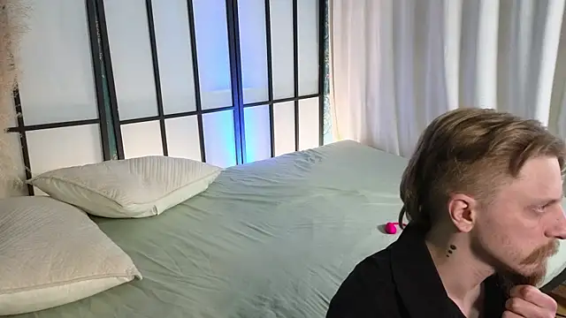 Saint Vicious online show from March 22, 8:26 pm