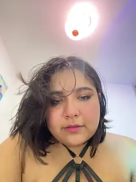Snapshot of emyrose2 chatting on March 6, 4:52 am emyrose2 online show from March 6, 4:52 am