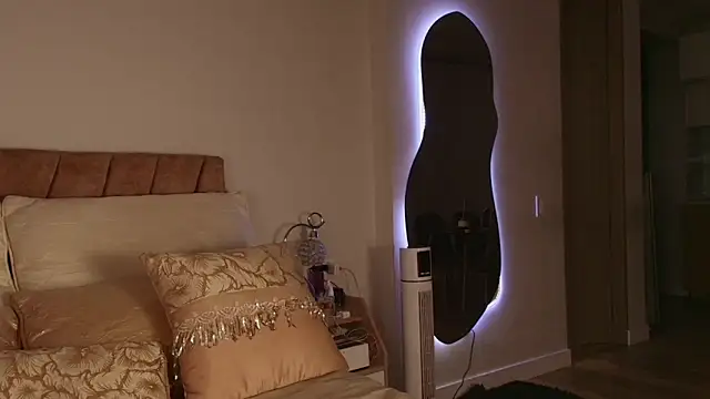 Samantha blaree  online show from December 23, 1:14 am