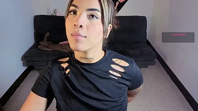 Maryybellax online show from November 23, 10:42 pm