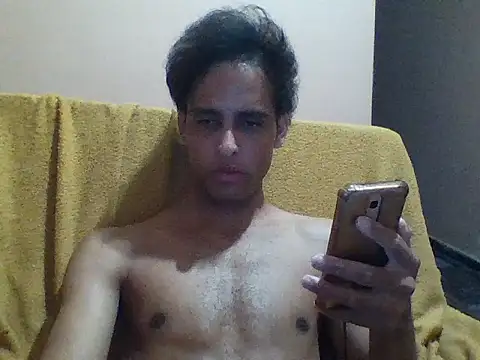 Snapshot of 999999m chatting on April 30, 5:47 am 999999m online show from April 30, 5:47 am