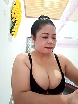 Baby-bigtits2024 online show from March 12, 12:57 pm