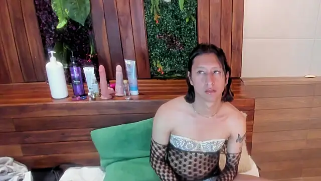 Georgina Palacios  online show from September 14, 4:00 am