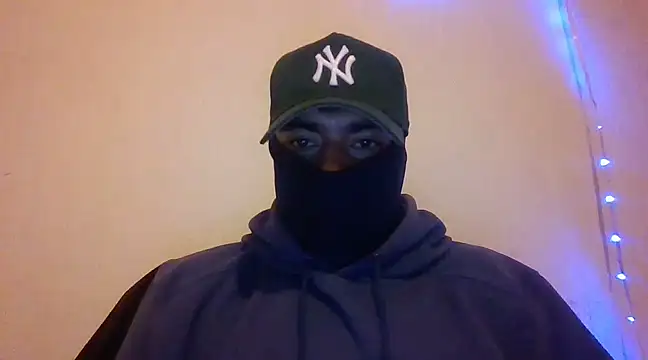 Snapshot of el_muchacho16 chatting on February 27, 7:55 am el muchacho16 online show from February 27, 7:55 am