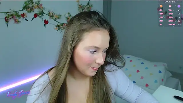EmilyxxGraces online show from May 3, 7:53 pm