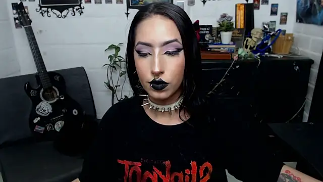 Snapshot of Nyx_Blackmoon chatting on March 6, 8:27 pm Nyx Blackmoon online show from March 6, 8:27 pm