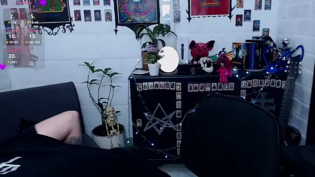 Snapshot of Nyx_Blackmoon chatting on March 20, 1:59 pm Nyx Blackmoon online show from March 20, 1:59 pm