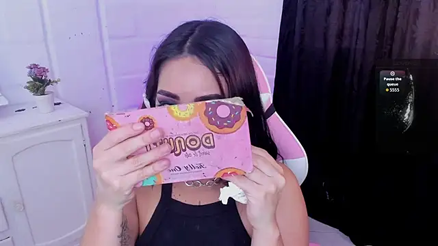 Snapshot of Nyx_Blackmoon chatting on September 20, 2:40 pm Nyx Blackmoon online show from September 20, 2:40 pm