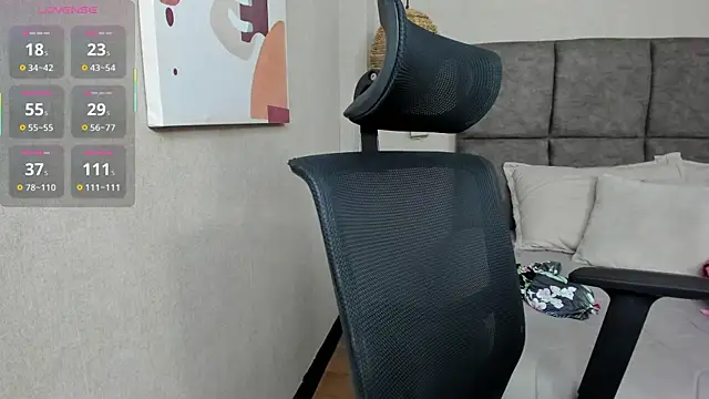 elizabeth 20 online show from October 1, 7:09 pm