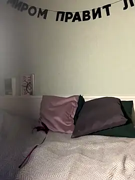 MollyBer online show from October 31, 7:26 pm