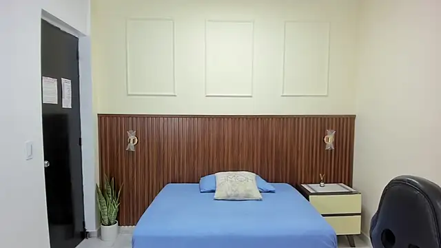 MELINAMARTINS online show from September 17, 7:26 pm