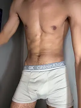 Snapshot of Hamza-Maroki chatting on April 4, 10:29 pm Hamza-Maroki online show from April 4, 10:29 pm