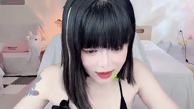 Eudora-0001 online show from October 8, 11:52 am