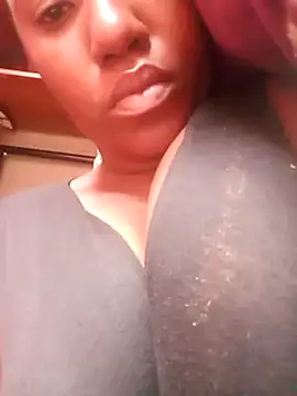 Coco Nile online show from February 14, 5:19 am