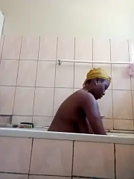 Snapshot of Coco_Nile chatting on November 26, 7:31 am Coco Nile online show from November 26, 7:31 am