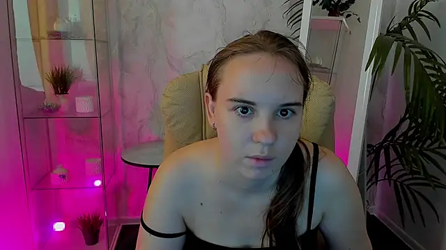 Lika 0ne online show from June 19, 11:47 am