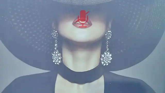 Chanel Noire online show from February 24, 1:10 pm