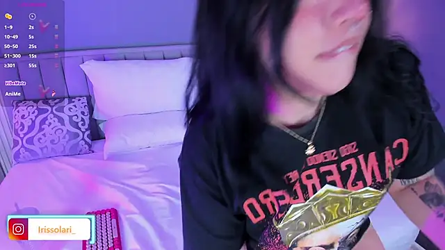 isolari  online show from March 8, 4:01 am