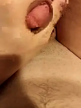 jojolecochon1 online show from March 9, 4:00 pm