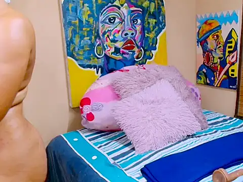 AfricanChinese online show from March 10, 7:13 am