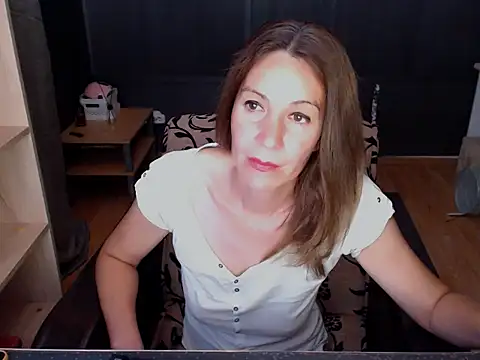 hannaha online show from May 28, 6:16 pm