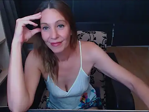 hannaha online show from July 23, 6:17 pm
