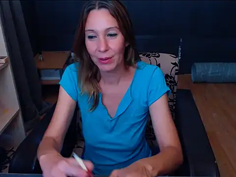 hannaha online show from July 25, 6:49 pm