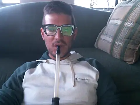 quitomanec online show from October 29, 10:55 pm