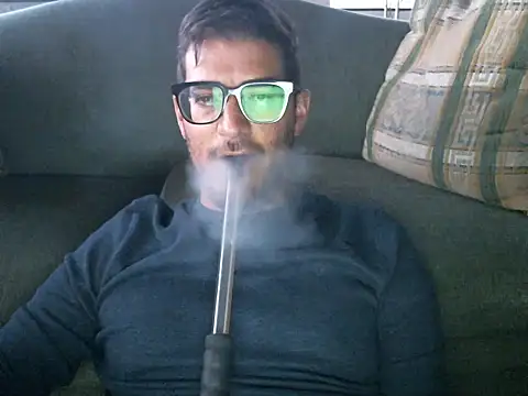 quitomanec online show from May 21, 11:23 pm