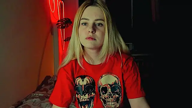 Alexa Pirs online show from March 13, 11:27 pm