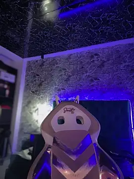 Snapshot of Scarlett-LS chatting on February 13, 3:13 am Scarlett-LS online show from February 13, 3:13 am