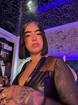 Snapshot of Scarlett-LS chatting on February 16, 2:29 am Scarlett-LS online show from February 16, 2:29 am