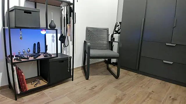 molicaremolicare online show from March 24, 7:19 pm