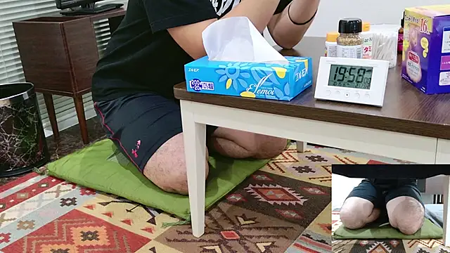 YARASERO-kun online show from October 15, 10:59 am