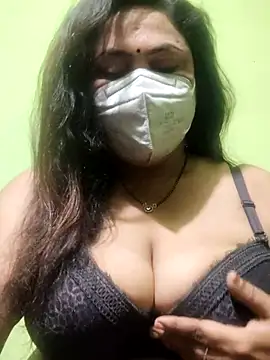 rani130 online show from March 4, 5:45 pm