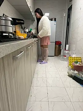 Snapshot of jinj-a chatting on February 26, 10:04 am jinj-a online show from February 26, 10:04 am