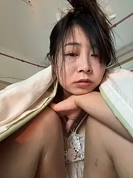 Snapshot of jinj-a chatting on March 9, 8:40 am jinj-a online show from March 9, 8:40 am