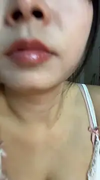 Snapshot of jinj-a chatting on March 10, 1:54 pm jinj-a online show from March 10, 1:54 pm