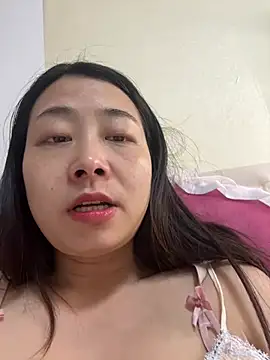 Snapshot of jinj-a chatting on March 22, 3:41 am jinj-a online show from March 22, 3:41 am