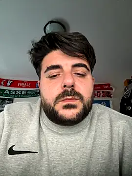 Snapshot of Sex-10-10 chatting on October 23, 12:26 pm Sex-10-10 online show from October 23, 12:26 pm