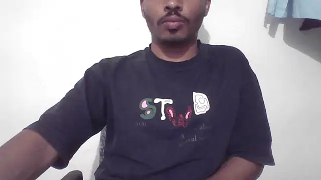 Snapshot of Harsh424242 chatting on March 13, 5:28 pm Harsh424242 online show from March 13, 5:28 pm