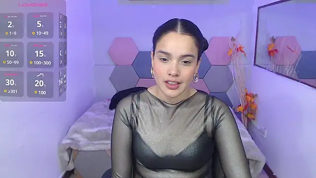 Lana Pearce online show from March 4, 12:44 pm