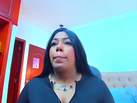 emma purple  online show from September 30, 12:21 pm