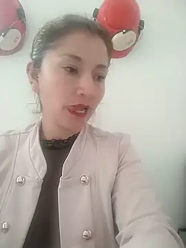 Snapshot of Cielo_carpentier69 chatting on May 21, 5:20 pm Cielo carpentier69 online show from May 21, 5:20 pm