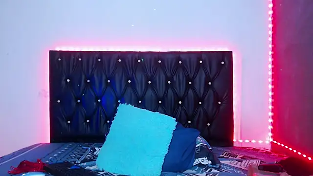 kaisalov  online show from November 30, 4:00 pm