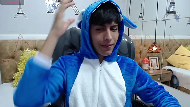 Estiv18  online show from March 12, 1:58 am