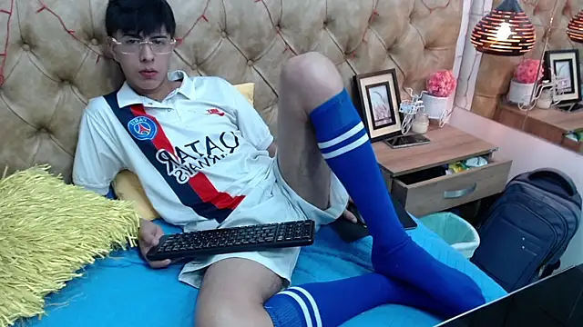 Estiv18  online show from March 23, 6:26 am