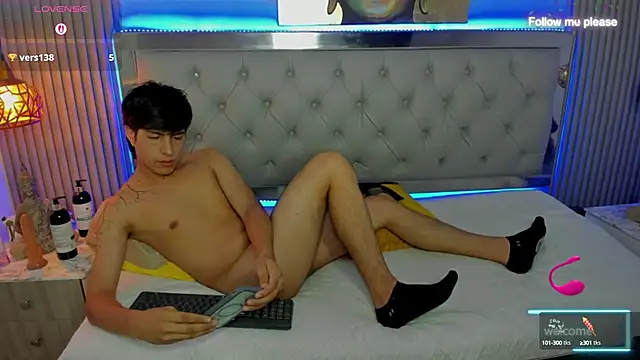 Estiv18  online show from September 29, 3:44 am